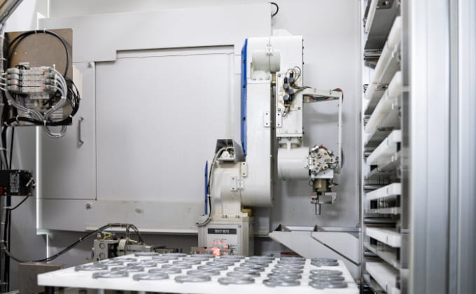 The BV7-870 and stocker