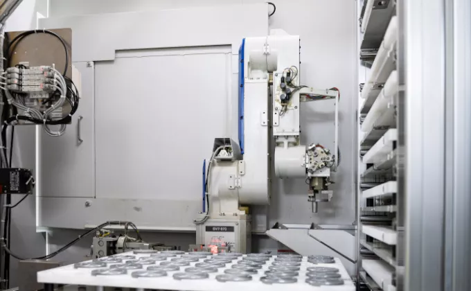 The BV7-870 and stocker