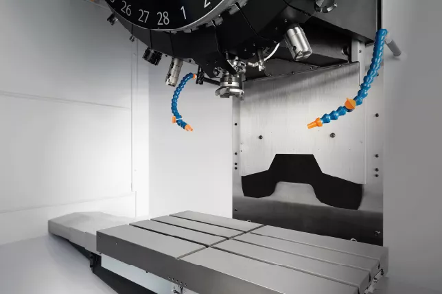 Images of the inside of S700Bd2