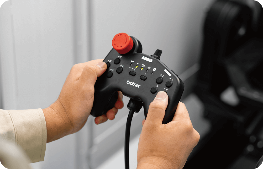Teaching controller (optional)